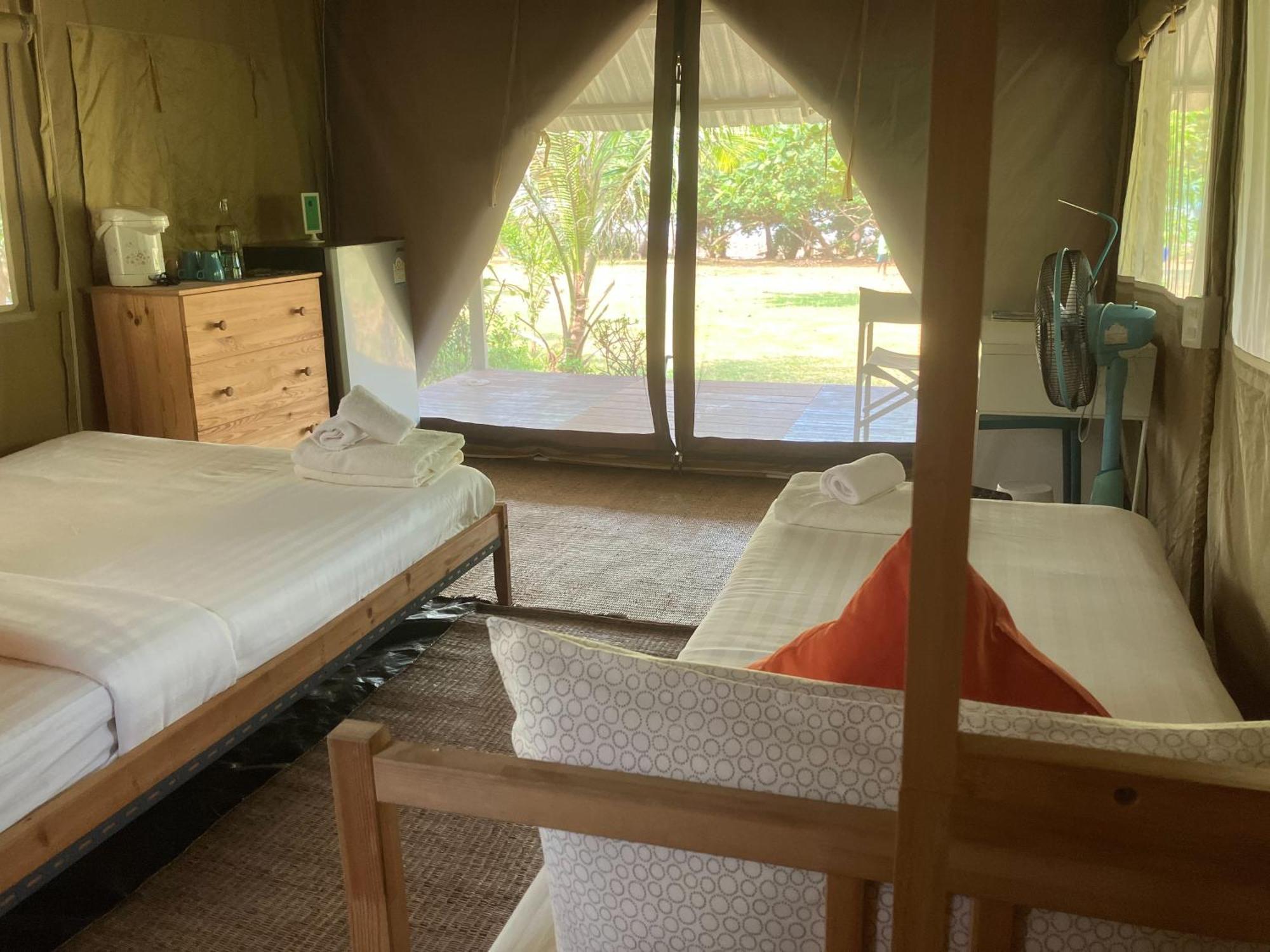 Naivacha Tent Koh Mak Esterno foto