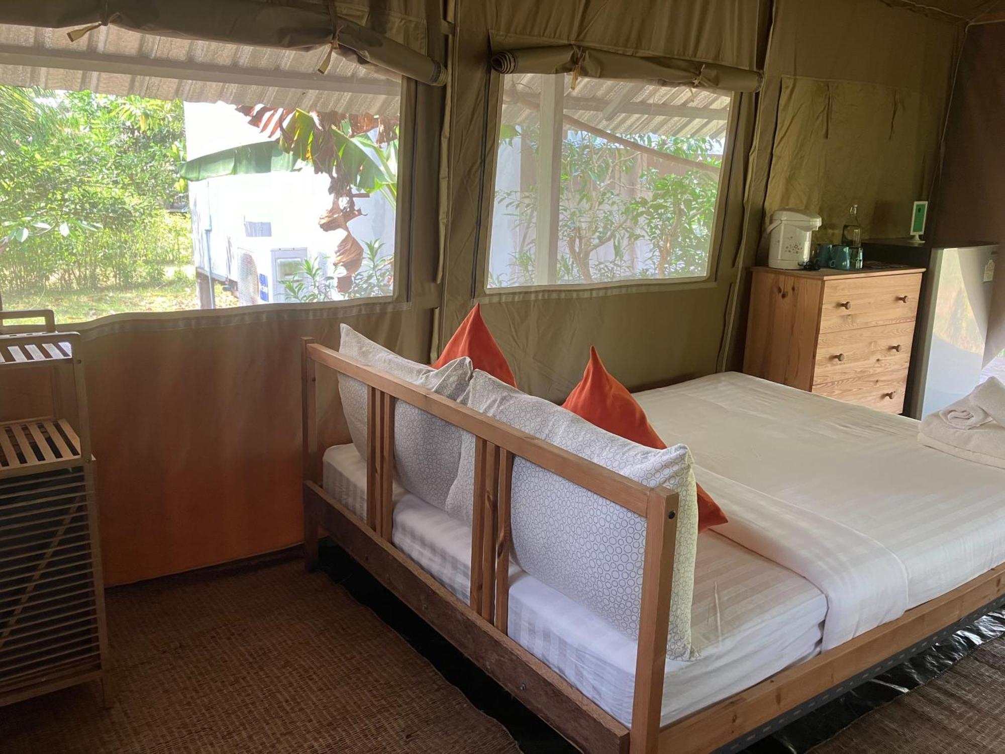 Naivacha Tent Koh Mak Esterno foto