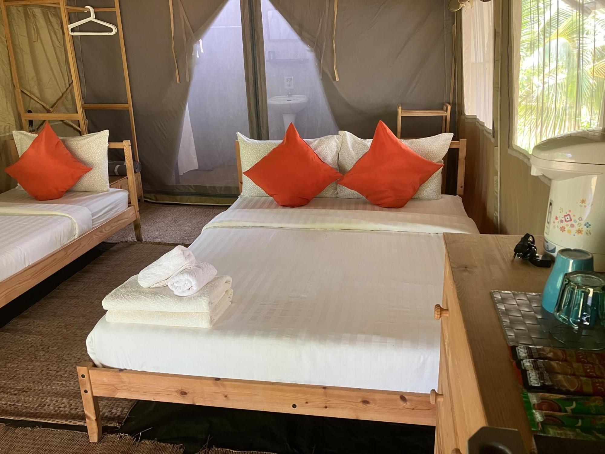 Naivacha Tent Koh Mak Esterno foto